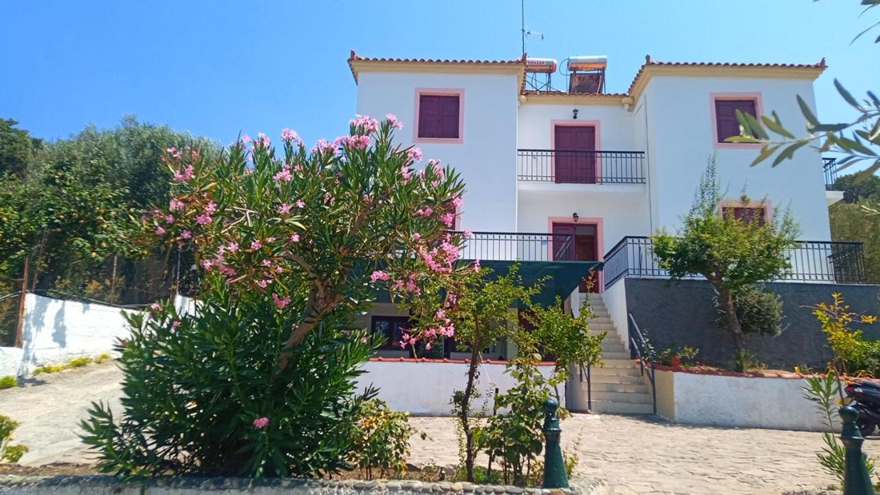 Anessis Cosmos Anaxos Exterior foto