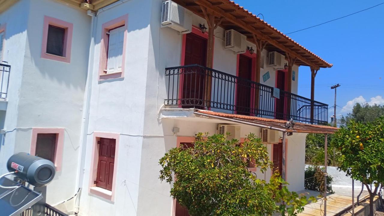 Anessis Cosmos Anaxos Exterior foto