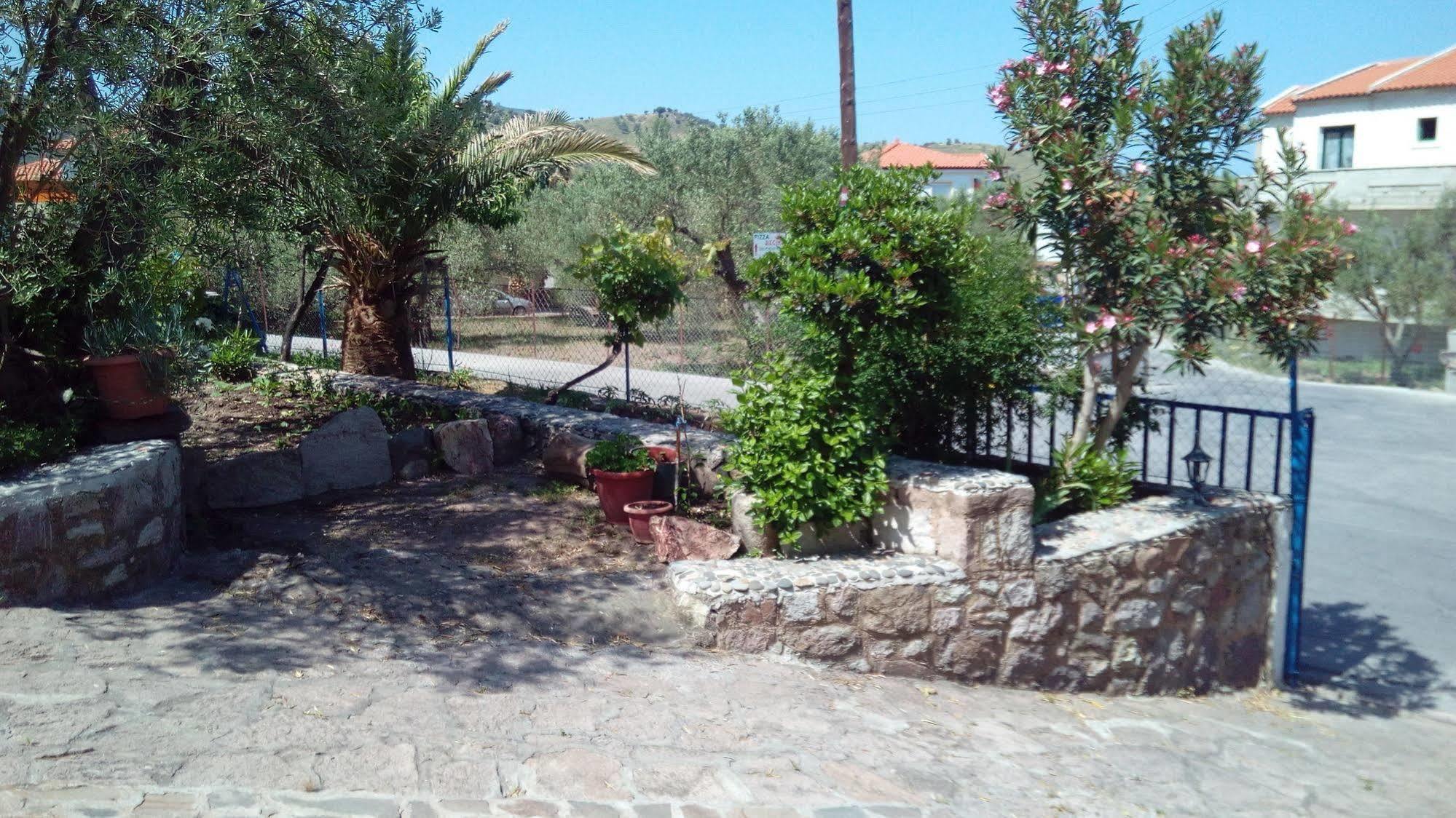 Anessis Cosmos Anaxos Exterior foto